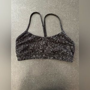 Lululemon Flow Y Nulu Bra